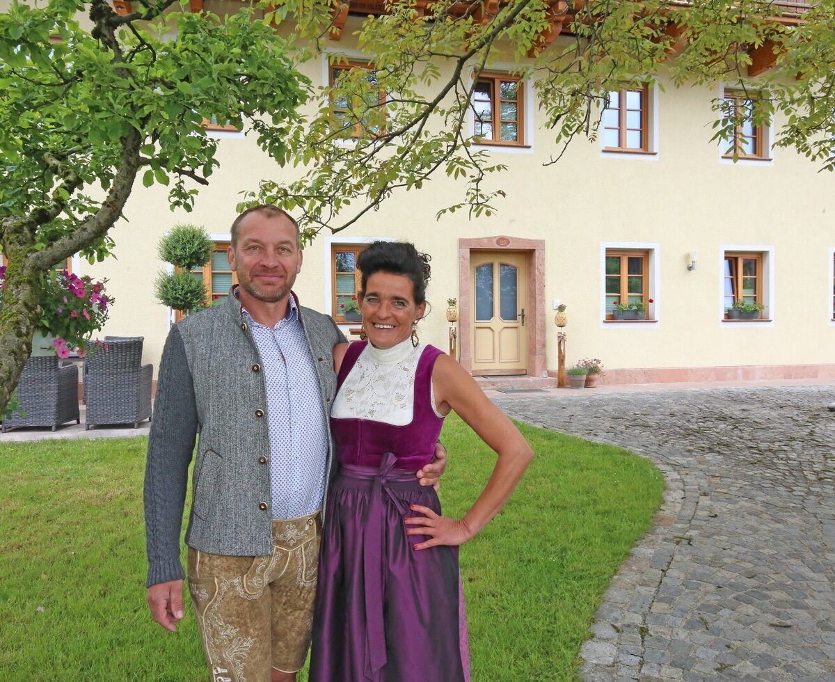 Die Gastgeber des Bauernhofs.